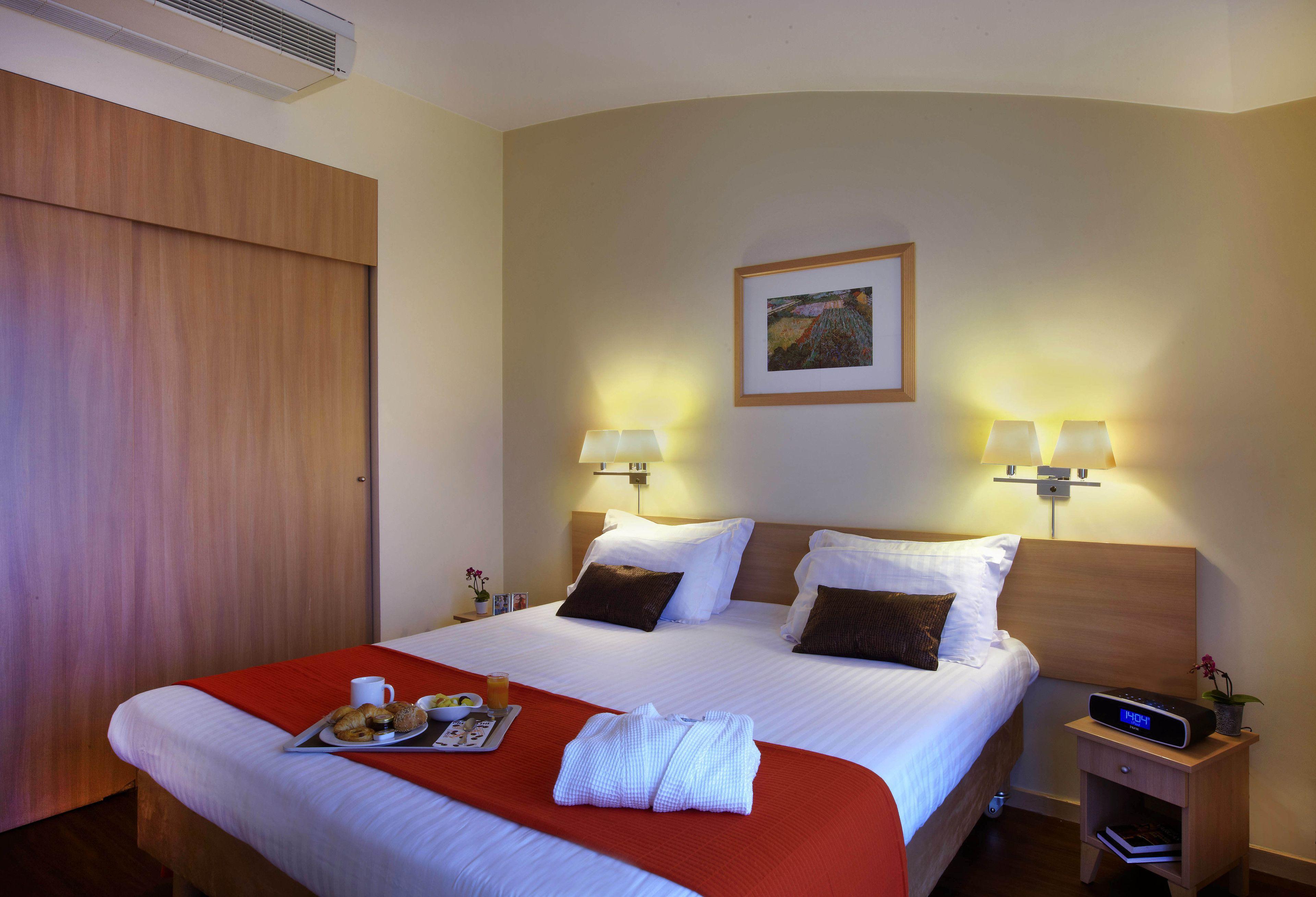 Hotel By Marriott Didot Montparnasse Parigi