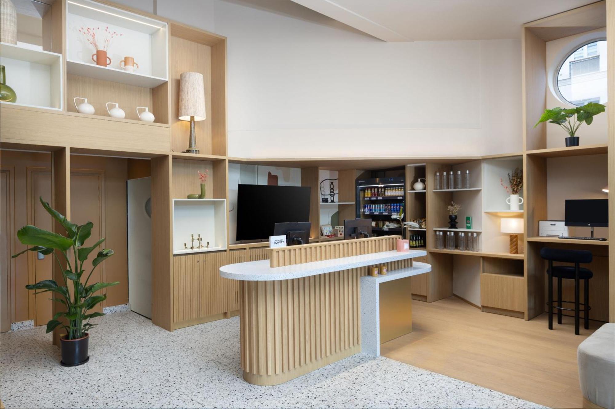 Hotel By Marriott Didot Montparnasse Parigi