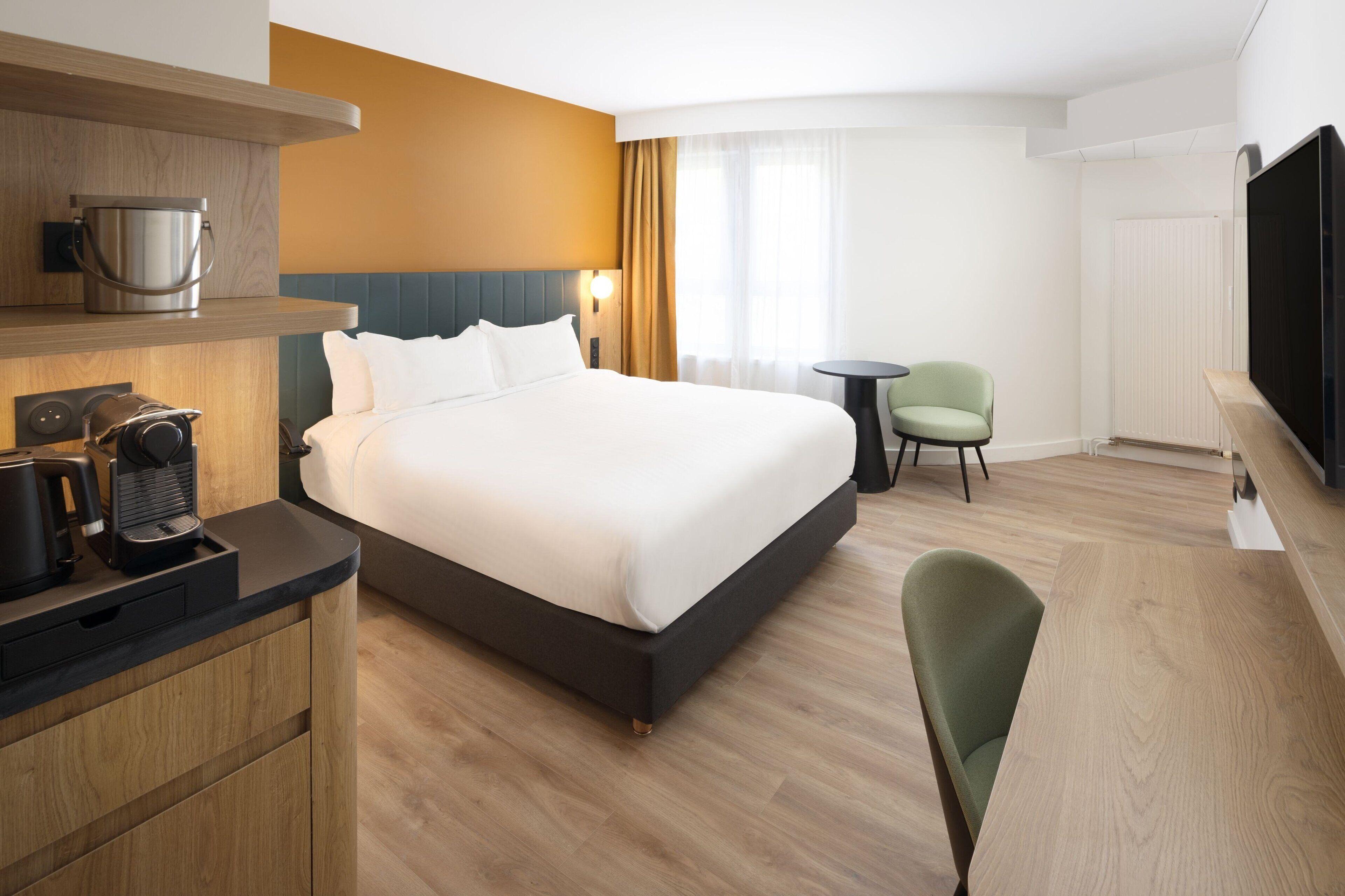 By Marriott Didot Montparnasse Hotel 4*