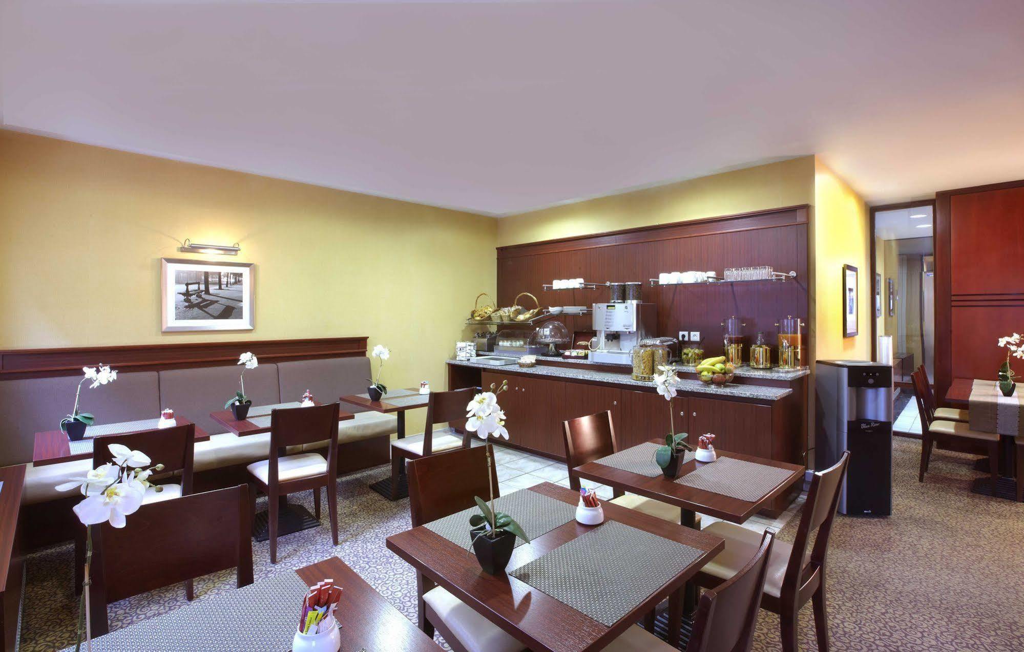 By Marriott Didot Montparnasse Parigi