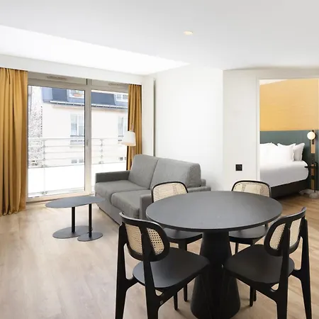 Hotel By Marriott Didot Montparnasse Parigi