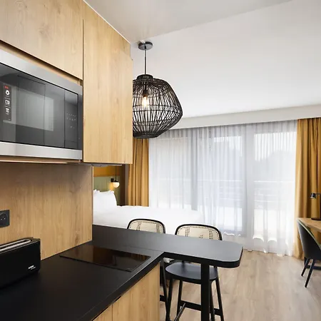 By Marriott Didot Montparnasse 4* Parigi