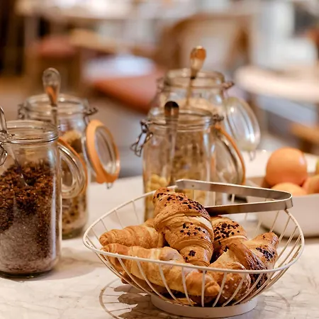 By Marriott Didot Montparnasse 4* Parigi