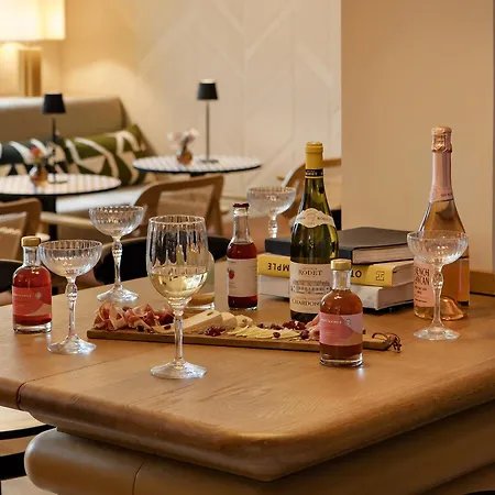 Hotel By Marriott Didot Montparnasse Parigi